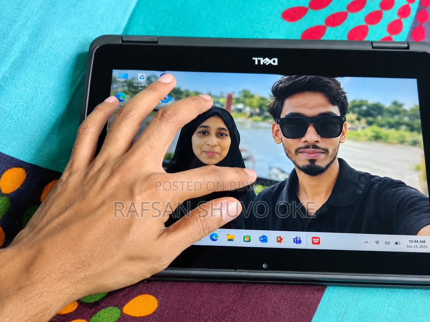 Laptop Dell Latitude 3190 2-in-1 8GB Intel Core i5 SSHD+SSD 128GB