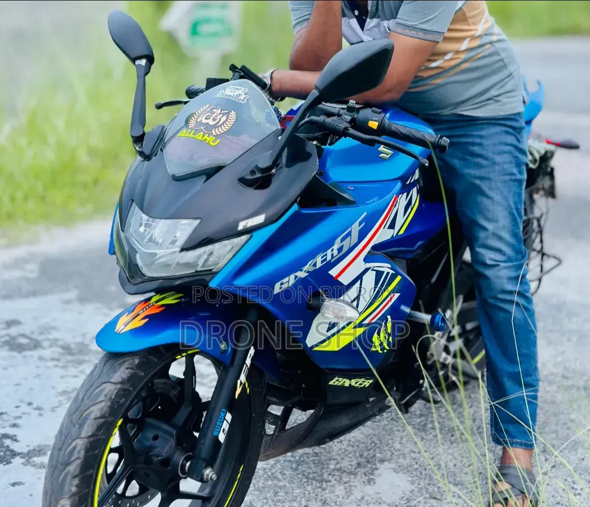সুজুকি জিক্সার এসএফ ২০২২ নীল