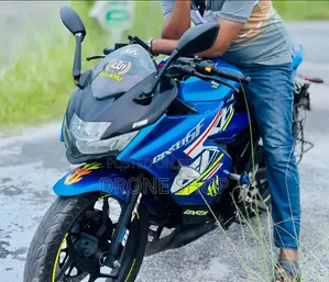 সুজুকি জিক্সার এসএফ ২০২২ নীল