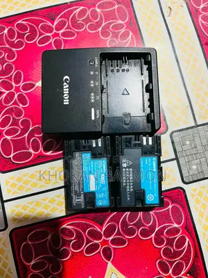 DSLR Camera