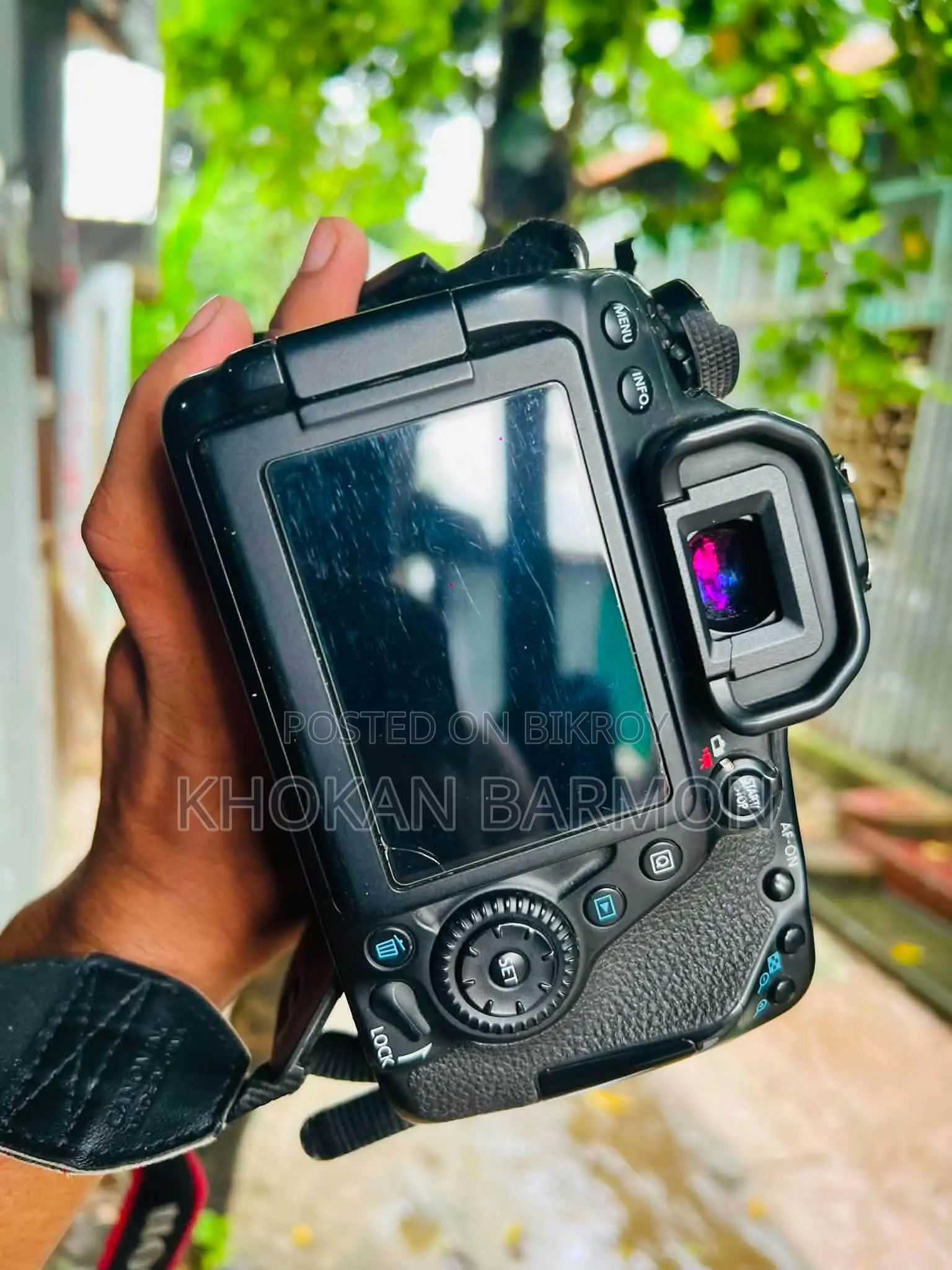 DSLR Camera