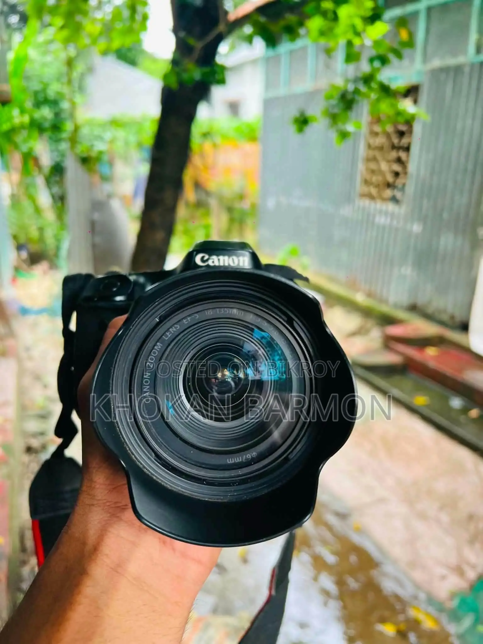 DSLR Camera
