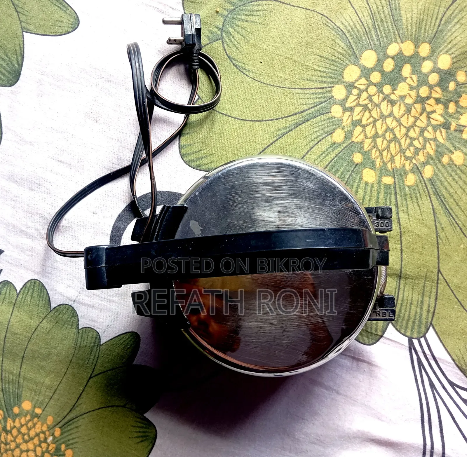 ইলেকট্রিক রুটি মেকার