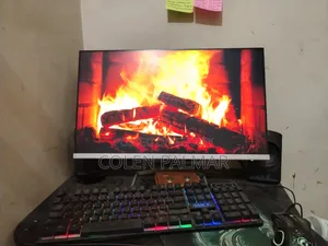 Desktop Computer Gigabyte 8GB AMD Ryzen 7 SSHD+SSD 256GB