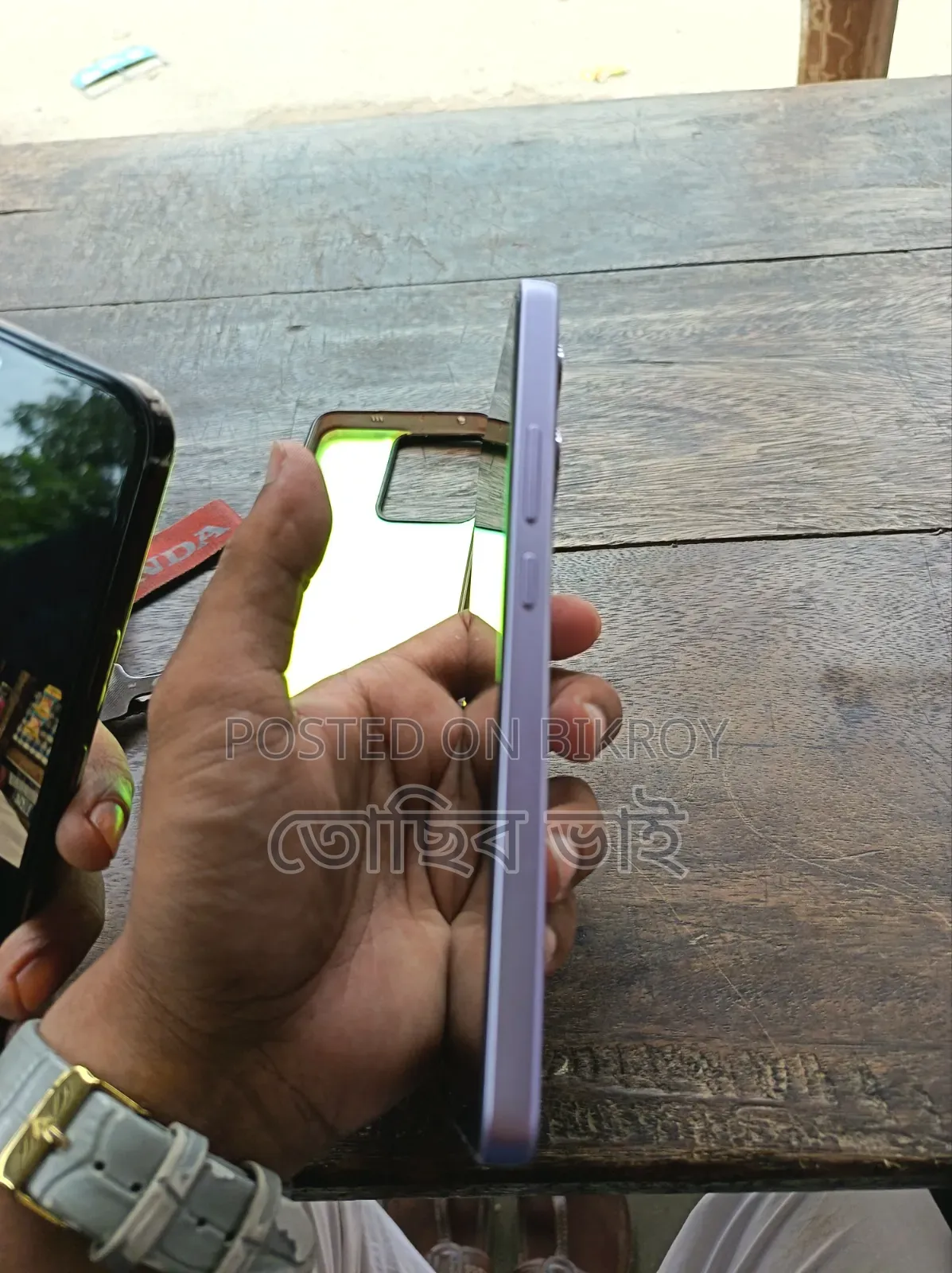 অপ্পো রেনো ২৫৬ জিবি নীল