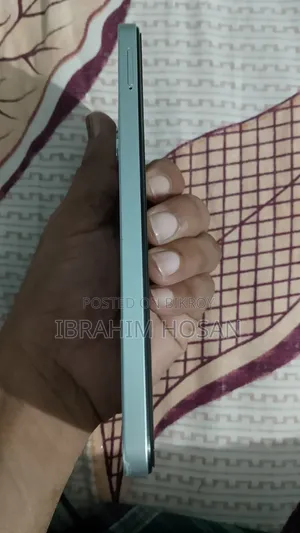 Tecno Spark Go 64 GB White