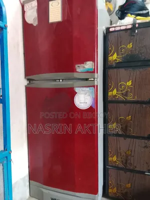 একটি ফ্রিজ বিক্রয় হইবে