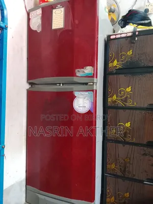 একটি ফ্রিজ বিক্রয় হইবে
