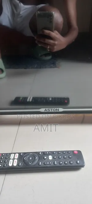 ASTON 32" Smart TV