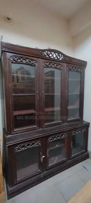 শো কেস ইউজড গামারি উড