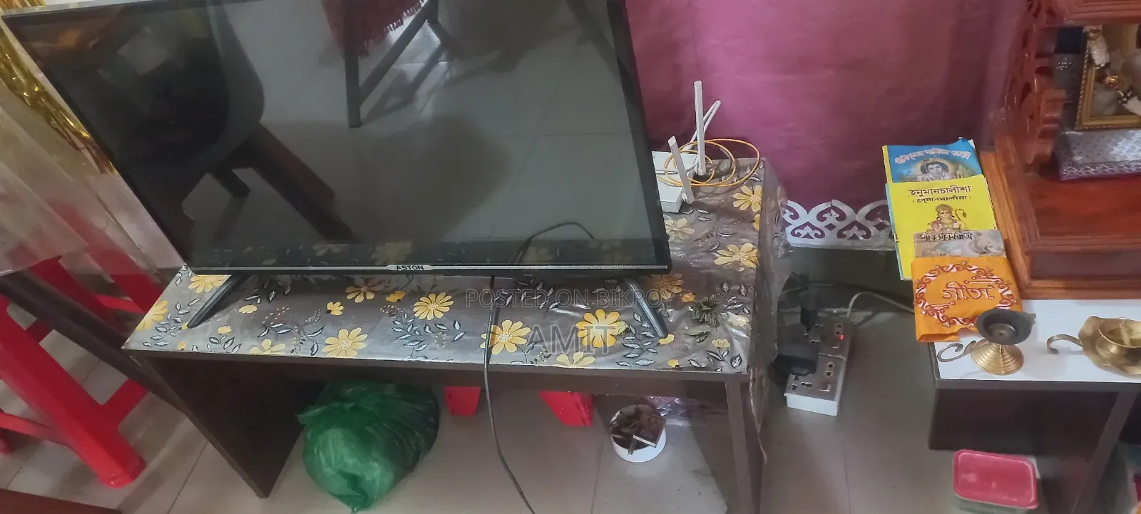 ASTON 32" Smart TV