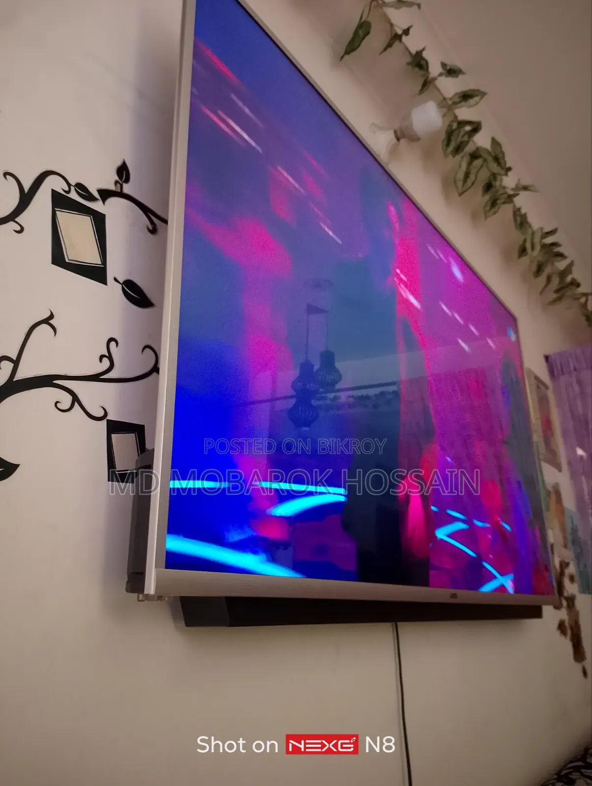 Ultra HD 65 Inc TV