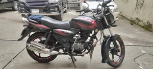 বাজাজ ডিসকভার ১২৫ ২০১৩ কালো