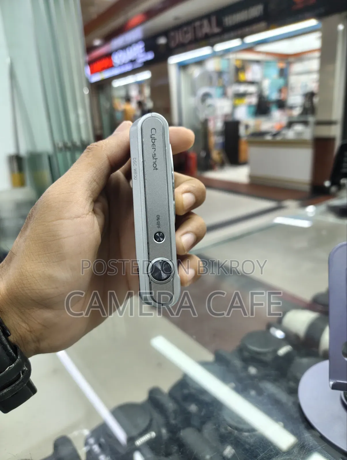সনি সাইবারশট ডিএসসি-ডাব্লিউ৮০০ ডিজিটক্যাম