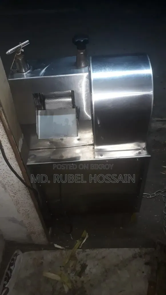 Commercial Electric Sugarcane Juice Extractor Machine