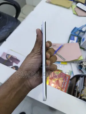 Tecno Pova Slim 5G 256 GB White
