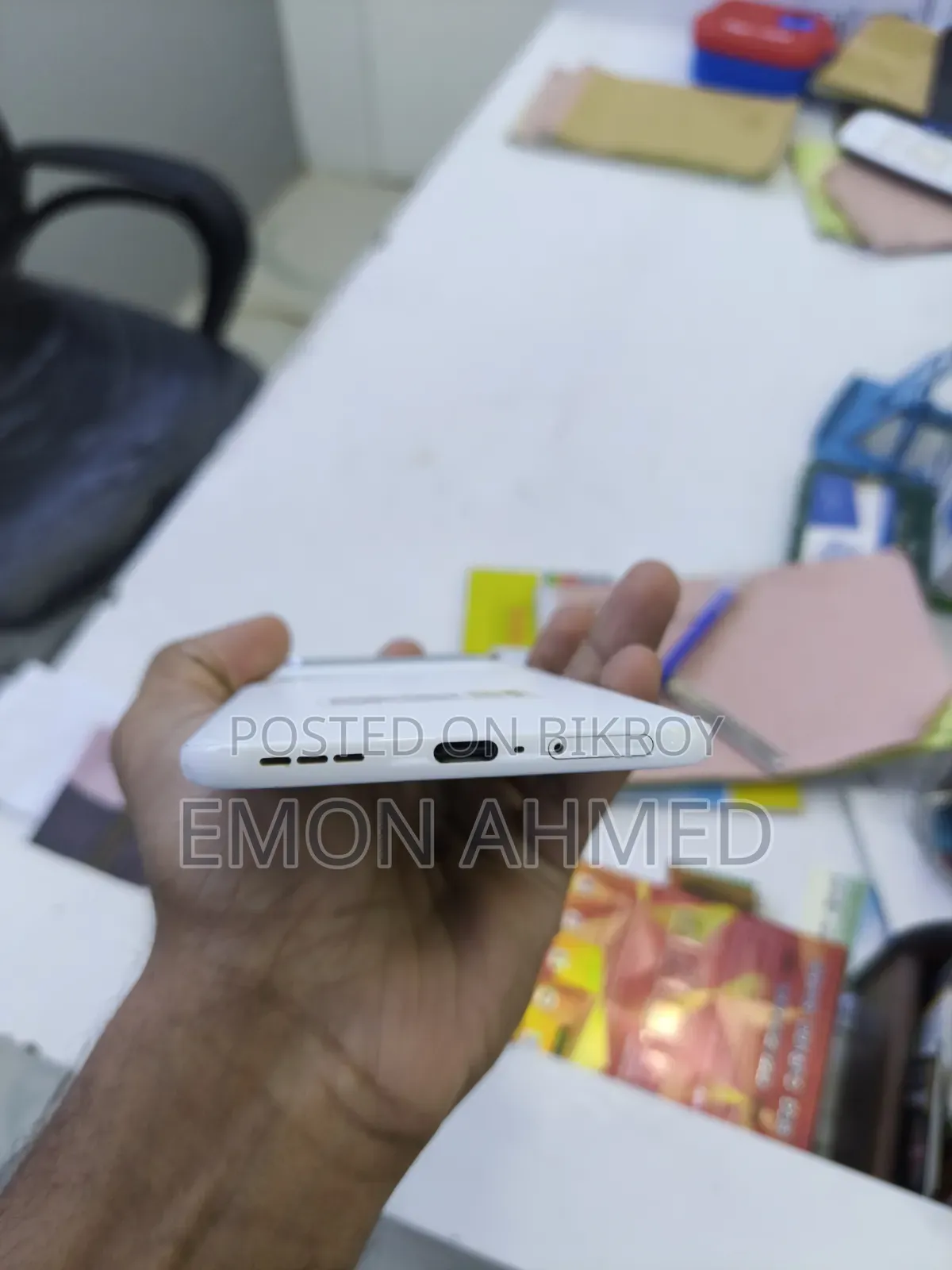 Tecno Pova Slim 5G 256 GB White