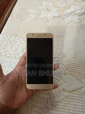 Samsung Galaxy J7 Prime 16 GB Black