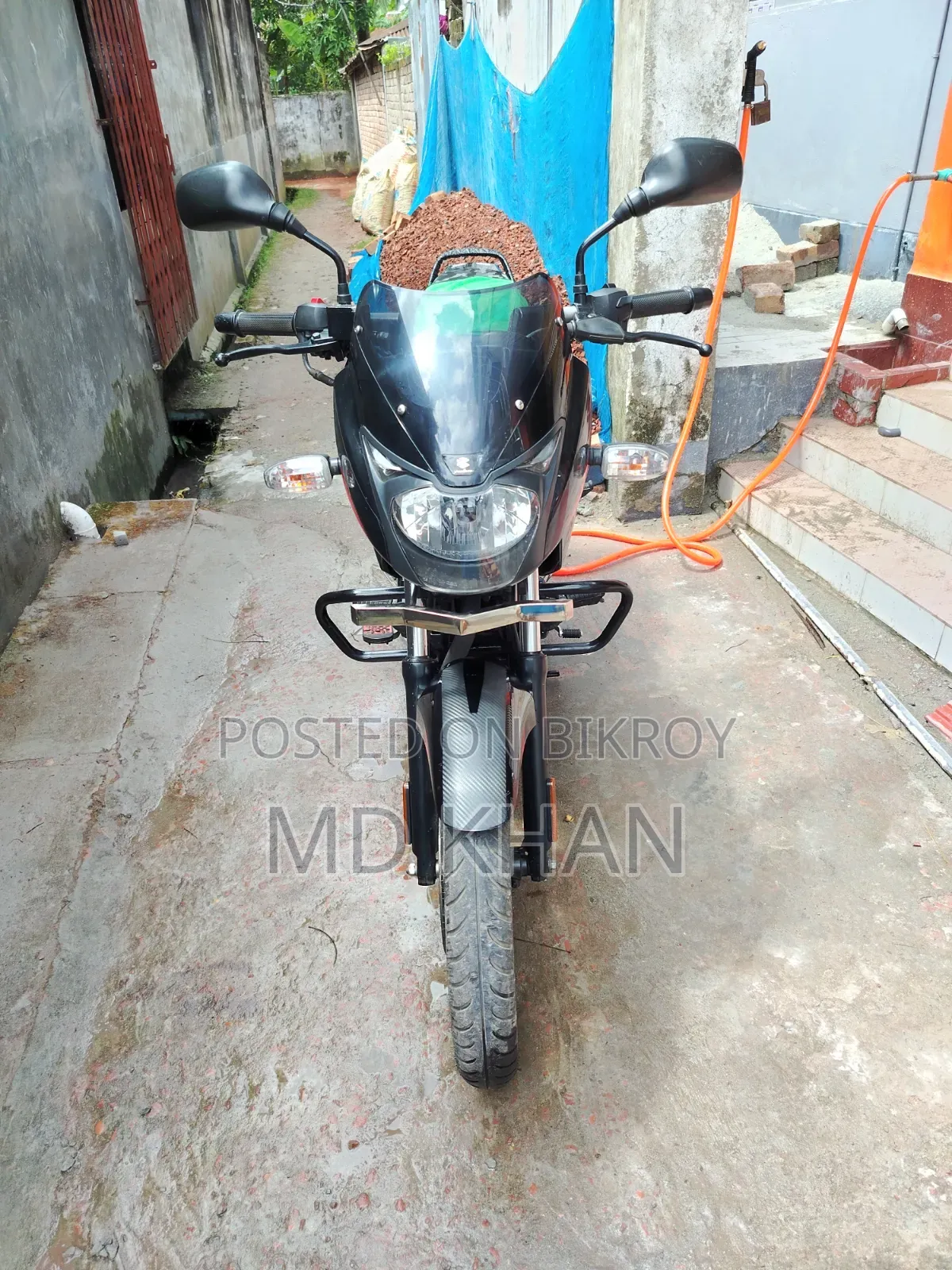 বাজাজ পালসার ১৫০ ২০২৩ কালো