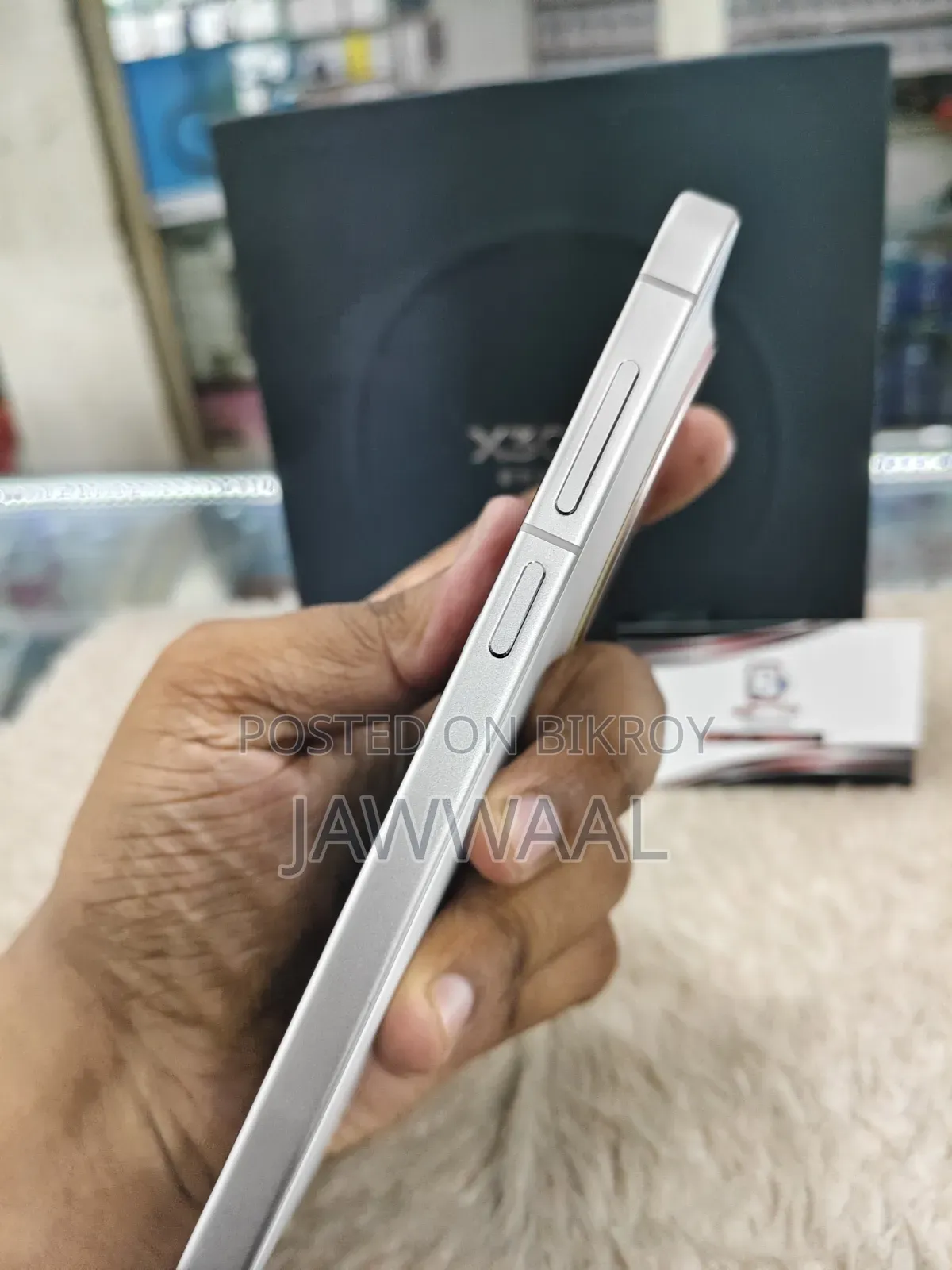 ভিভো এক্স৩০০ ২৫৬ জিবি রোজ গোল্ড