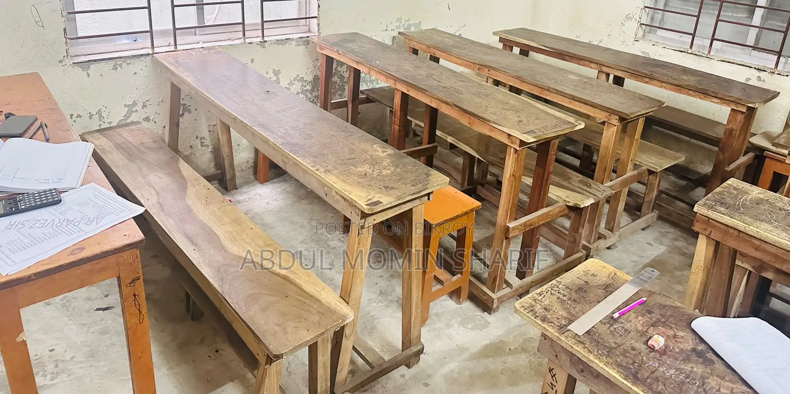 10 pairs of old wooden benches will be sold