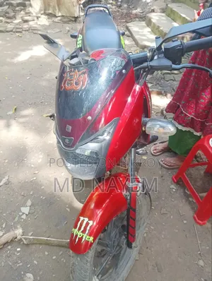 Bajaj Pulsar 150 2012 Red