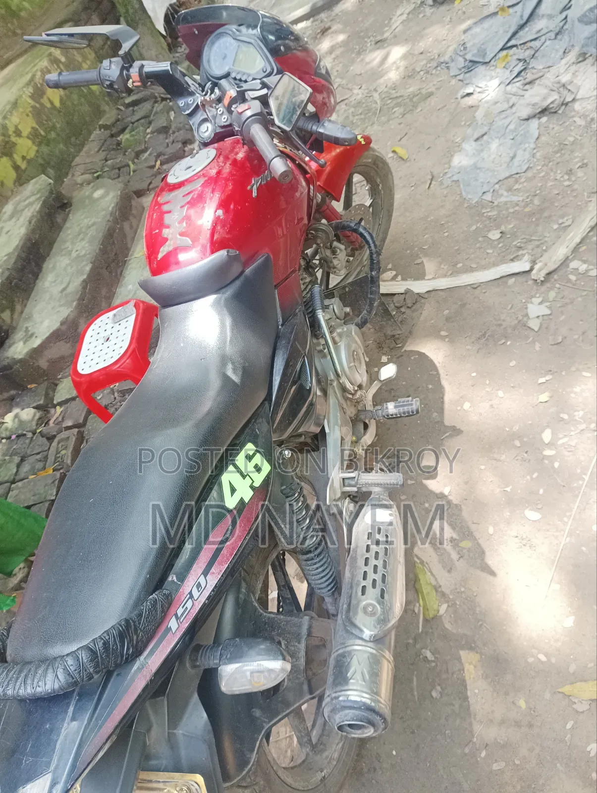 Bajaj Pulsar 150 2012 Red