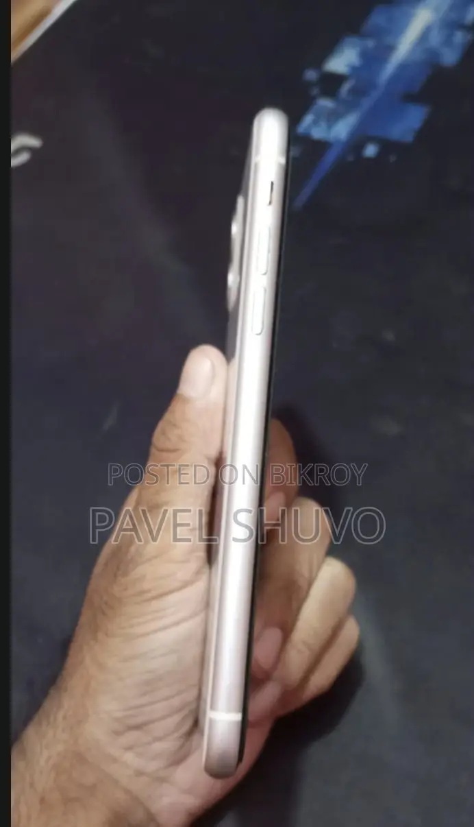 অ্যাপল আইফোন ১১ ১২৮ জিবি সাদা