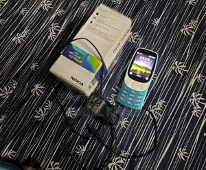 নকিয়া ৩২১০ নীল