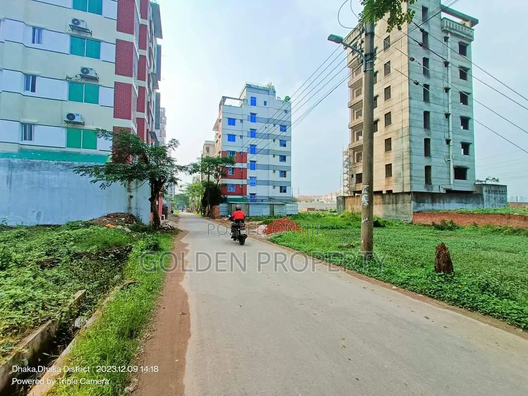 K Block 10 Katha Land for Sale Bashundhara Residential Area