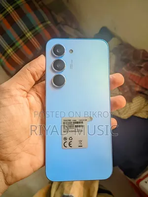 টেকনো স্পার্ক ৪০ ১২৮ জিবি নীল