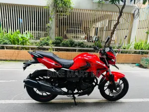 Hero Hunk 150 2022 Red
