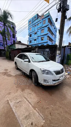 টয়োটা প্রিমিও ২০১৪ পার্ল