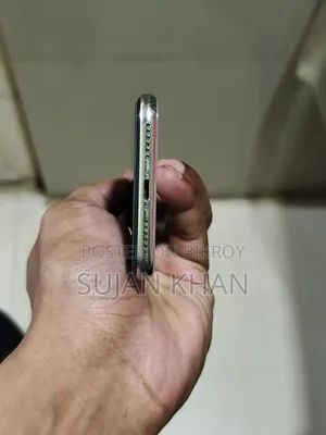 Apple iPhone X 64 GB White