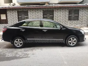 টয়োটা প্রমিও ১.৫ এফডব্লিউডি ২০১১ কালো