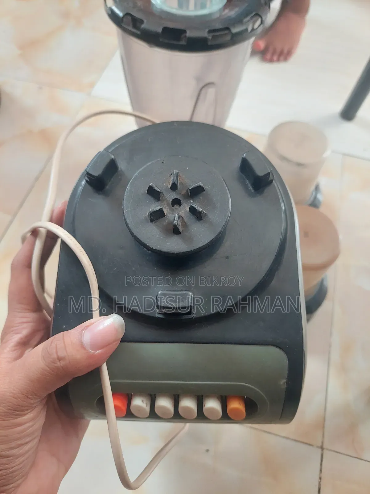 পুরানো ভালো অবস্থার ব্লেন্ডার