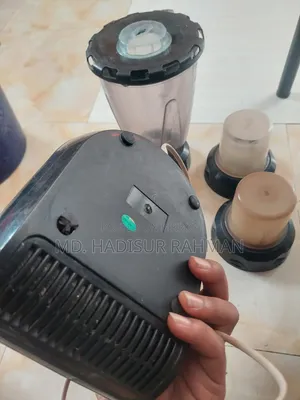 পুরানো ভালো অবস্থার ব্লেন্ডার