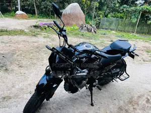 New Hero Xtreme 125R 2025 Black