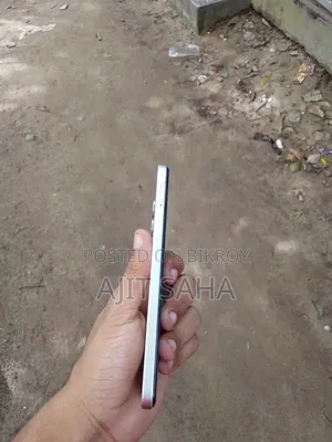 Infinix Hot 60i 128 GB White