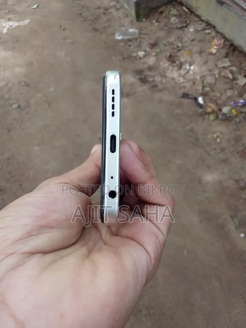Infinix Hot 60i 128 GB White