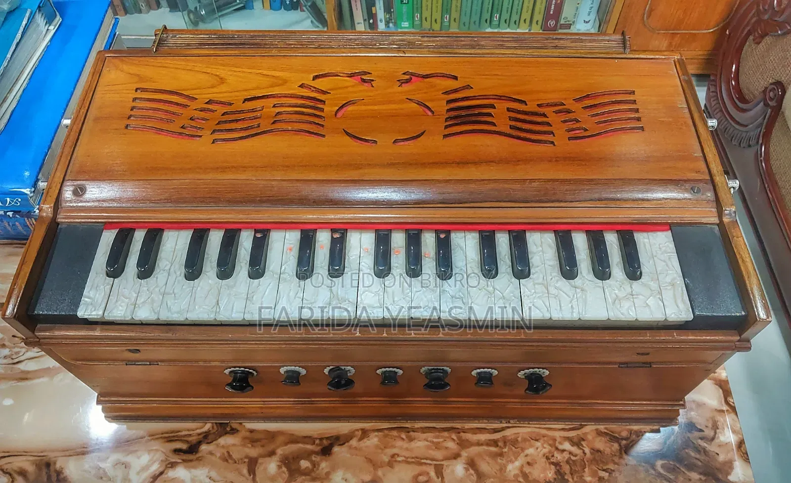 হারমোনিয়াম বিক্রয়ের জন্য