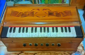 হারমোনিয়াম বিক্রয়ের জন্য