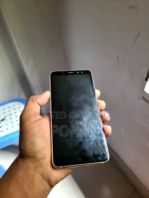 Samsung Galaxy A8 Plus 32 GB Rose Gold