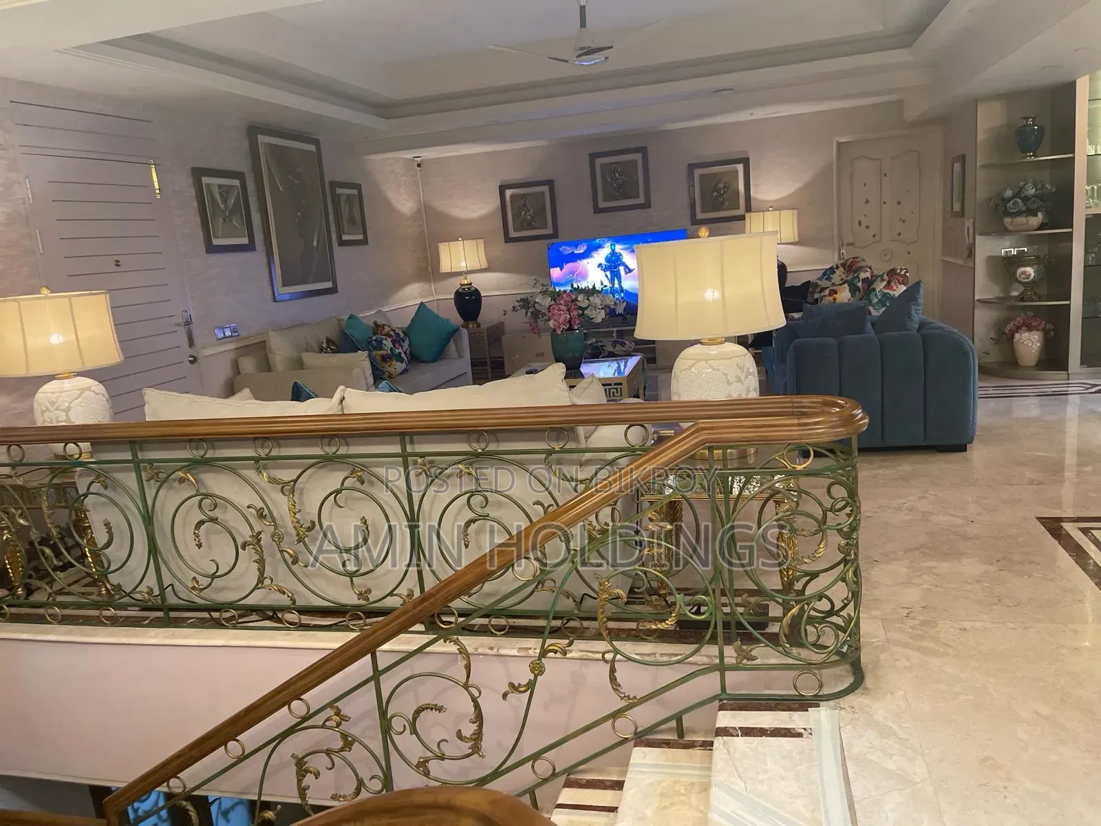 Furnished 4-Bedroom Duplex in Gulshan for Sale