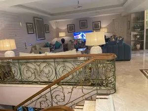 Furnished 4-Bedroom Duplex in Gulshan for Sale