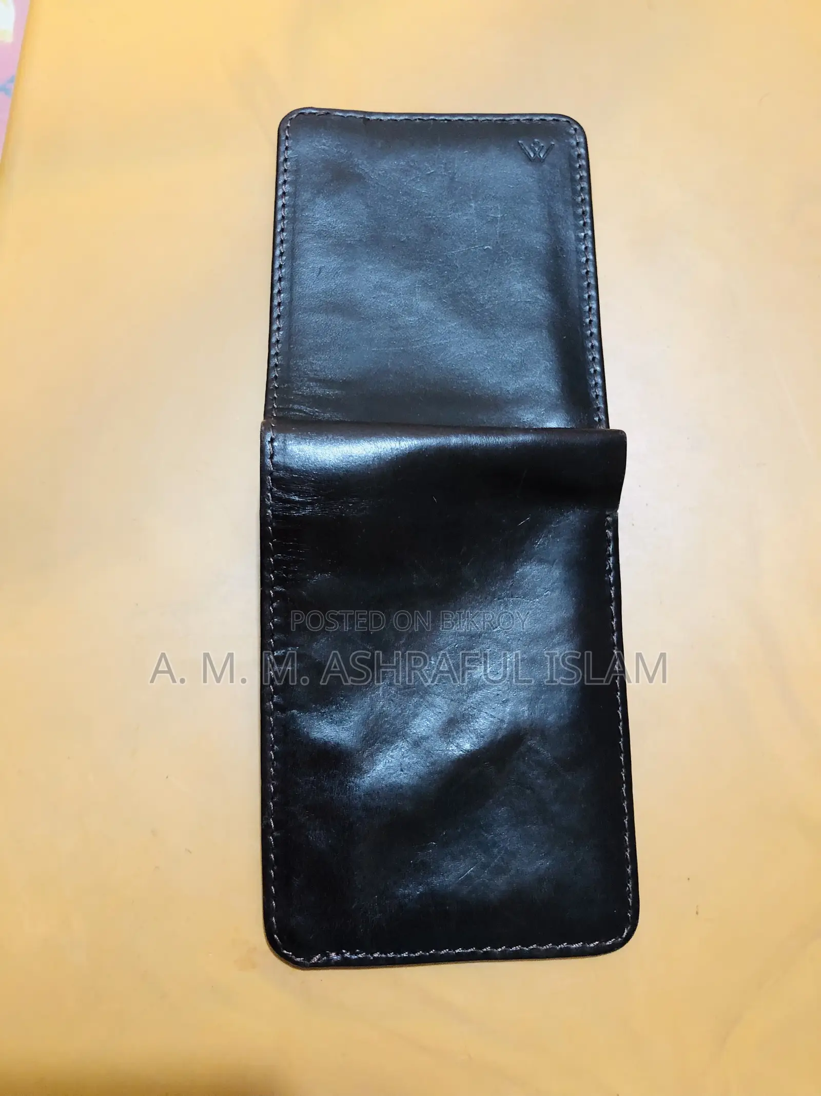 Elano Leather Wallet
