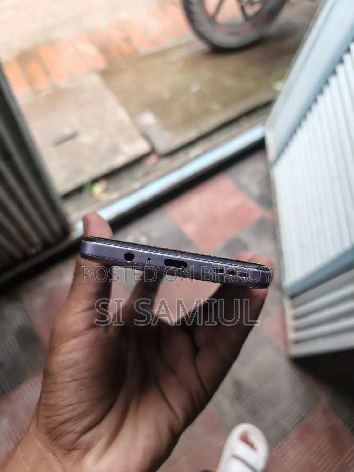 মোটররোলা মোটো জি৬৪ ২৫৬ জিবি পার্পল