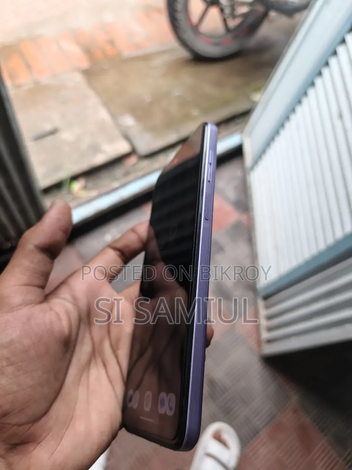 মোটররোলা মোটো জি৬৪ ২৫৬ জিবি পার্পল
