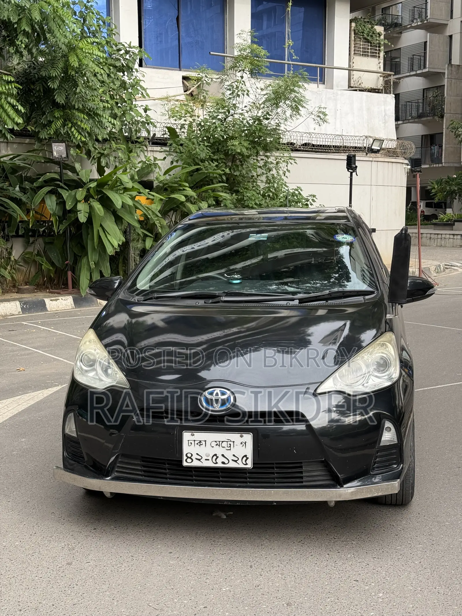টয়োটা অ্যাকোয়া ২০১৩ ব্ল্যাক