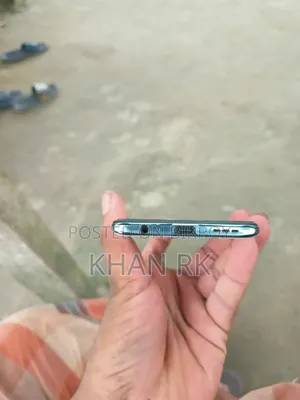 ভিভো ভি২০ এসই ১২৮ জিবি হোয়াইট